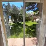 Les Demeures De Thau בוזיג