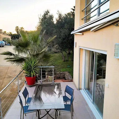 Les Demeures De Thau