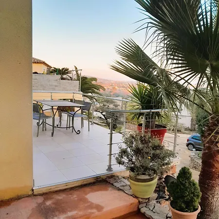 בית נופש Les Demeures De Thau