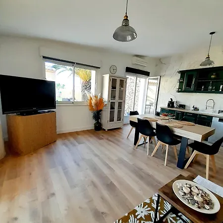 Les Demeures De Thau Holiday home