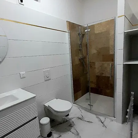 Les Demeures De Thau בית נופש